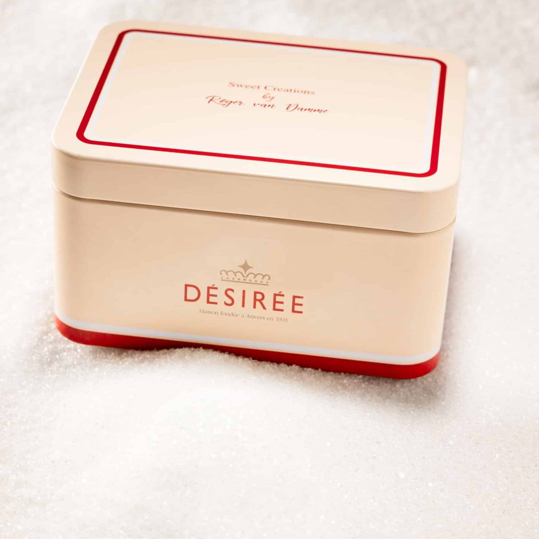 boîte métal packaging confiserie luxe sur-mesure Désirée Anvers | vue détail