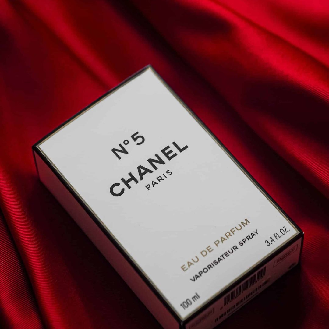 laura-chouette-ve8cw3GMQLI-unsplash